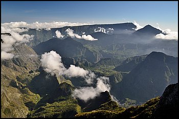 031-Cirque Mafate.JPG